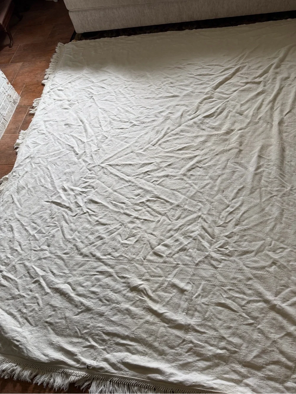 VTG Bates Queen Elizabeth Cream Matelasse Fringe Bedspread 90 x 104